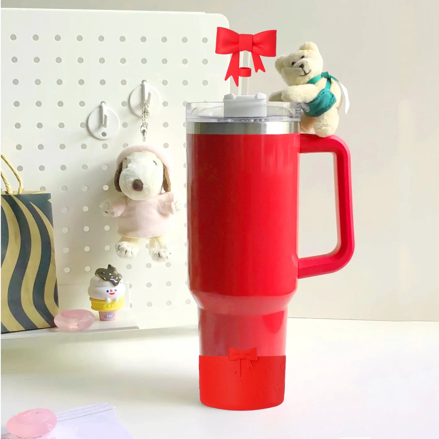 New silicone cup cover anti slip and heat-insulating cup cover butterfly bow 7.5CM/12-40oz universal cup cover base